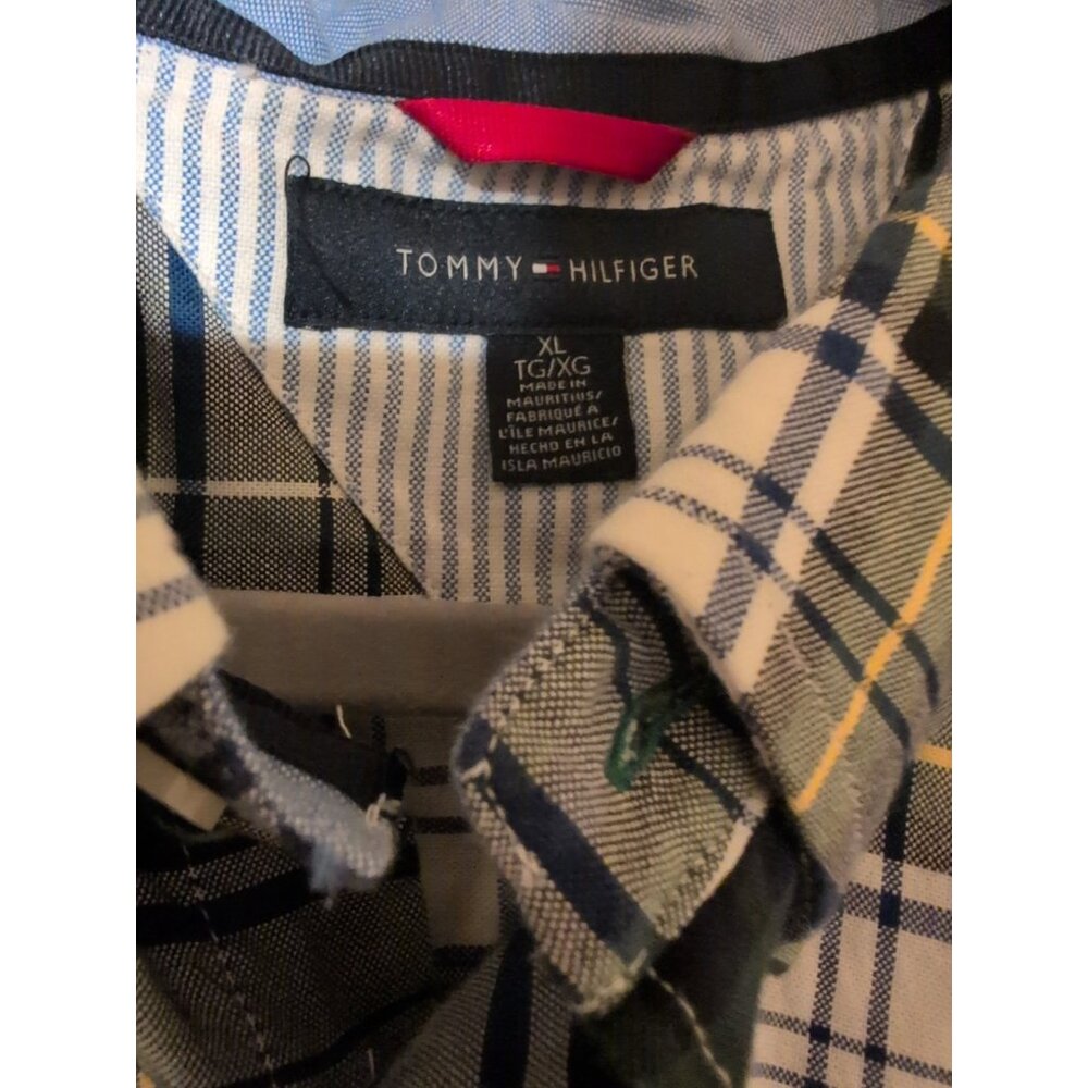 Tommy Hilfiger Button-Up Shirt Men’s XL Blue White Plaid Long Sleeve - Picture 2 of 6